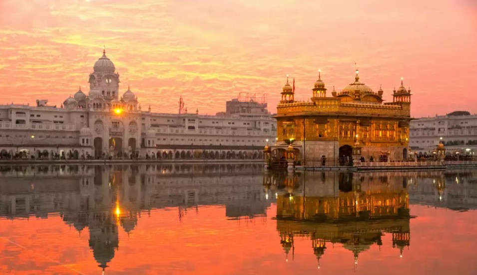 TOP 5 BEST PLACE TO VISIT IN INDIA